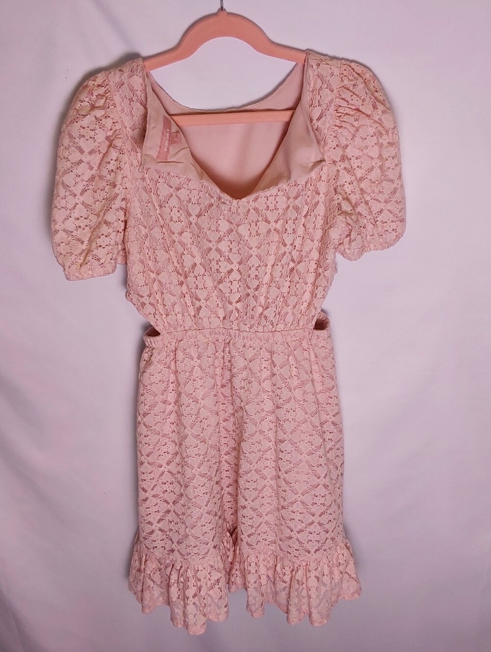 Girls Peach Lace Puff-Sleeve Dress + Disney Jumping Beans Dress - Picture 4 of 9